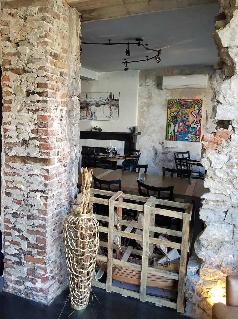 Anthony's Italian Coffee & Chocolate House, project image 3